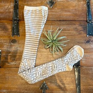 Leopard Print Girls Tights (size 8)